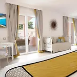 ホテル Cala Caterina - Relaxing Escape 4*