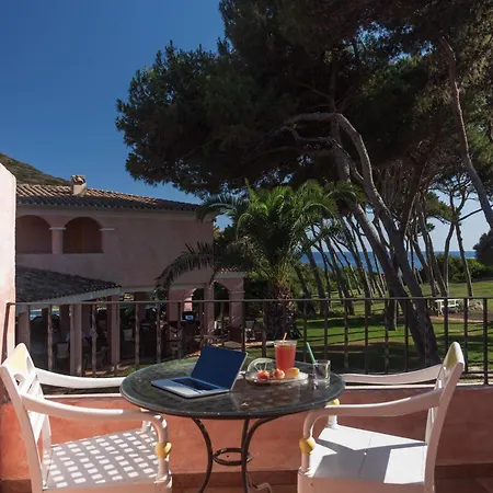 ホテル Cala Caterina 4*