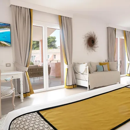 Hotel Cala Caterina 4*